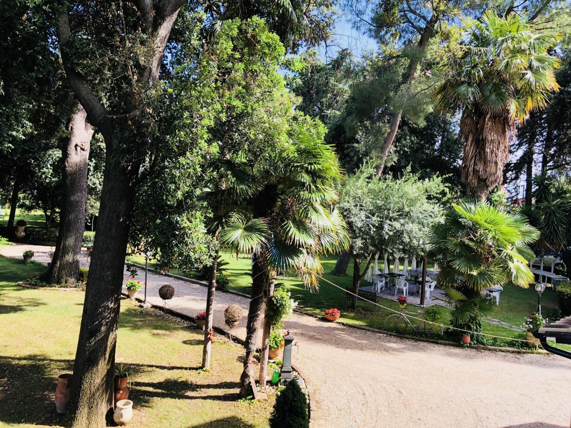 Villa Berghella Montesilvano Marina Buitenkant foto