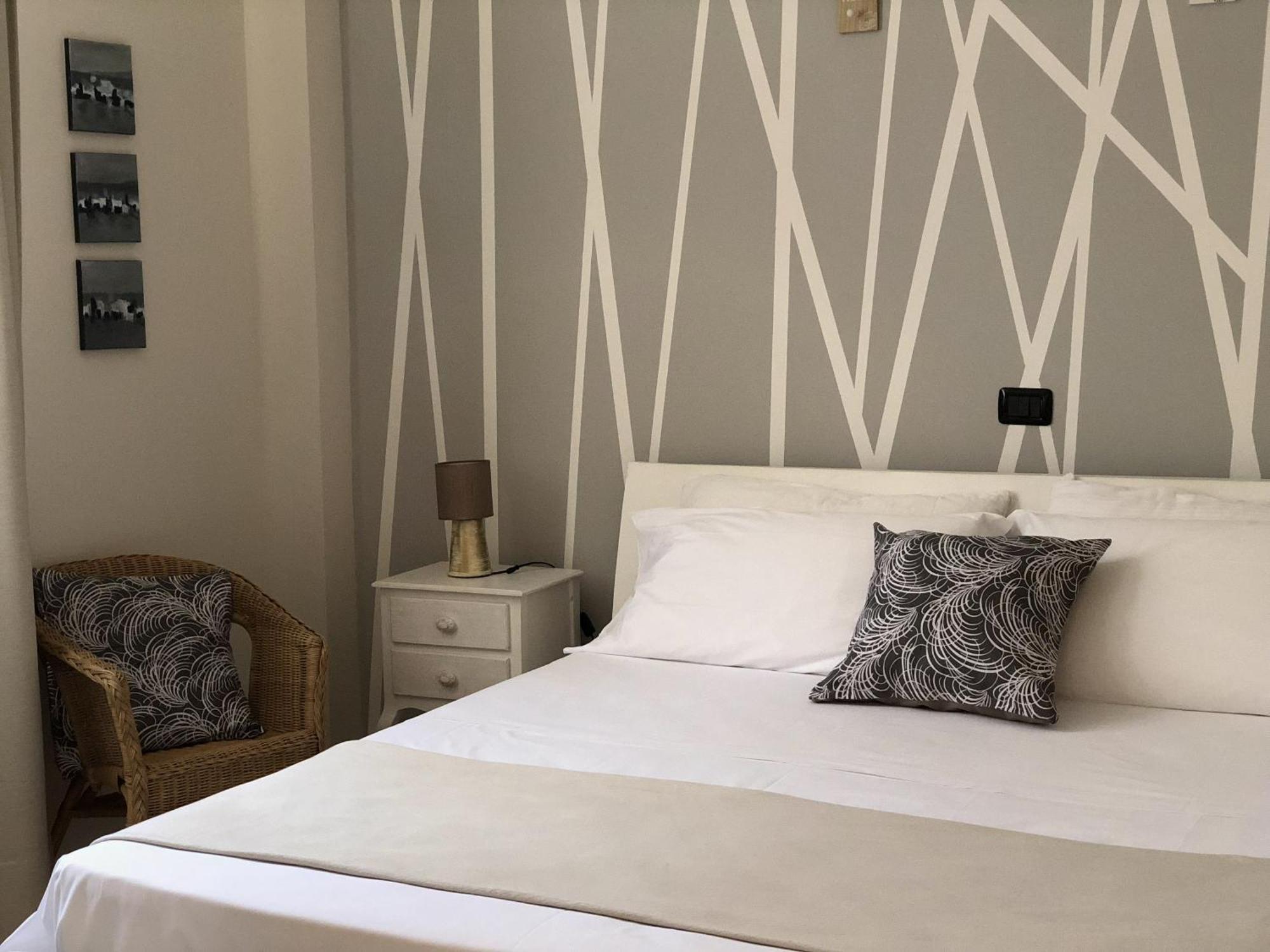 Villa Berghella Montesilvano Marina Kamer foto